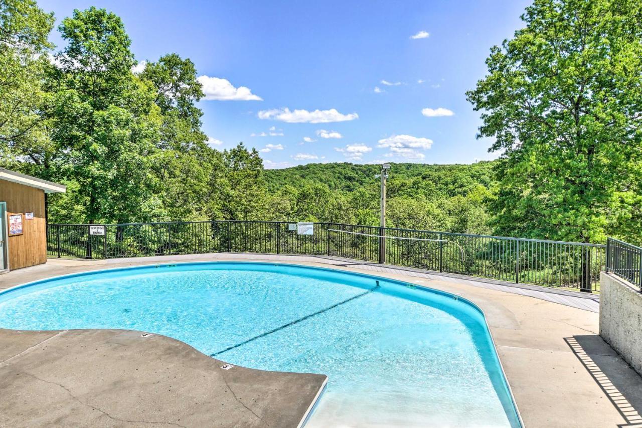 Inviting Branson West Condo With Pool Access Esterno foto