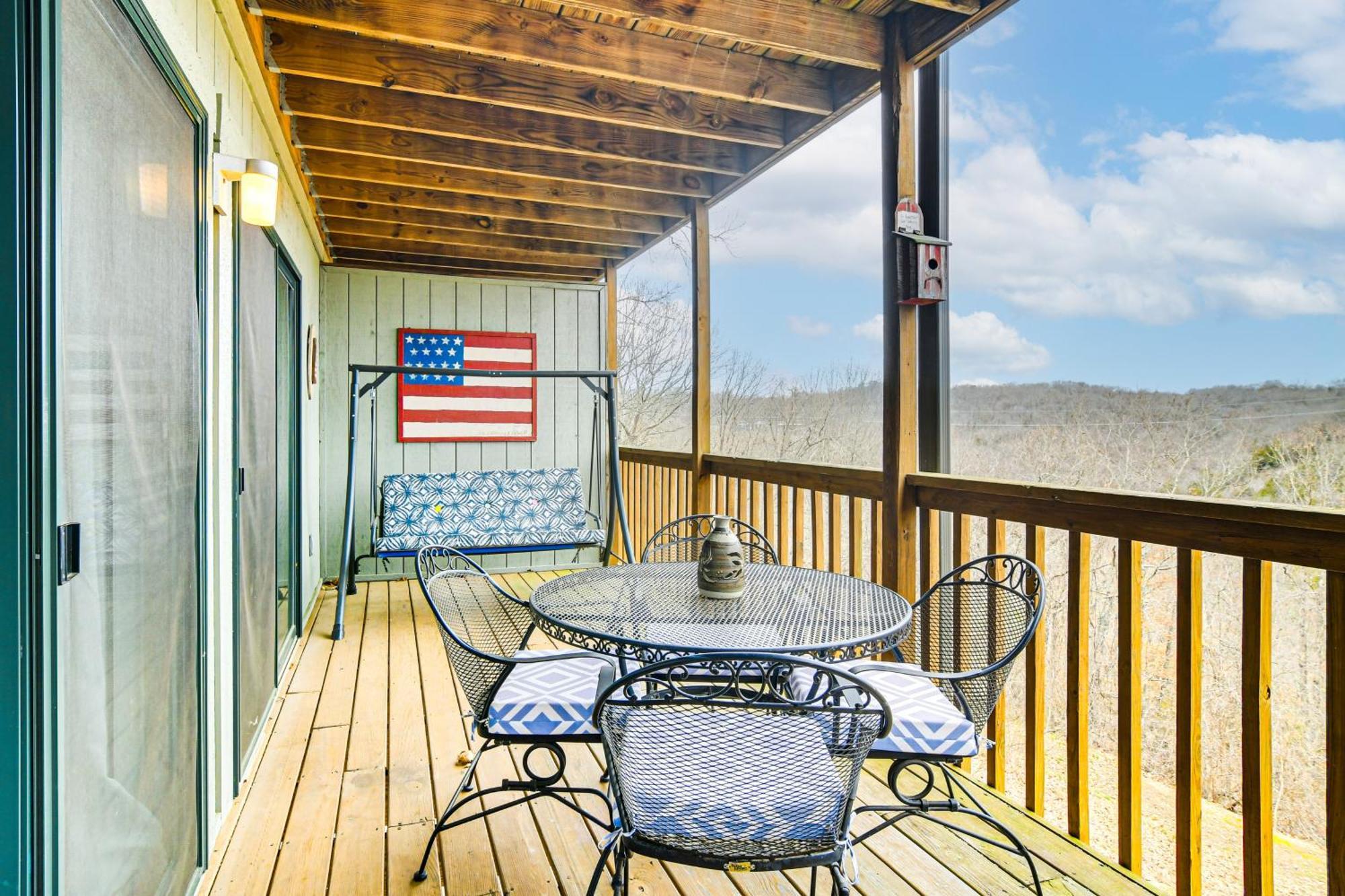 Inviting Branson West Condo With Pool Access Esterno foto