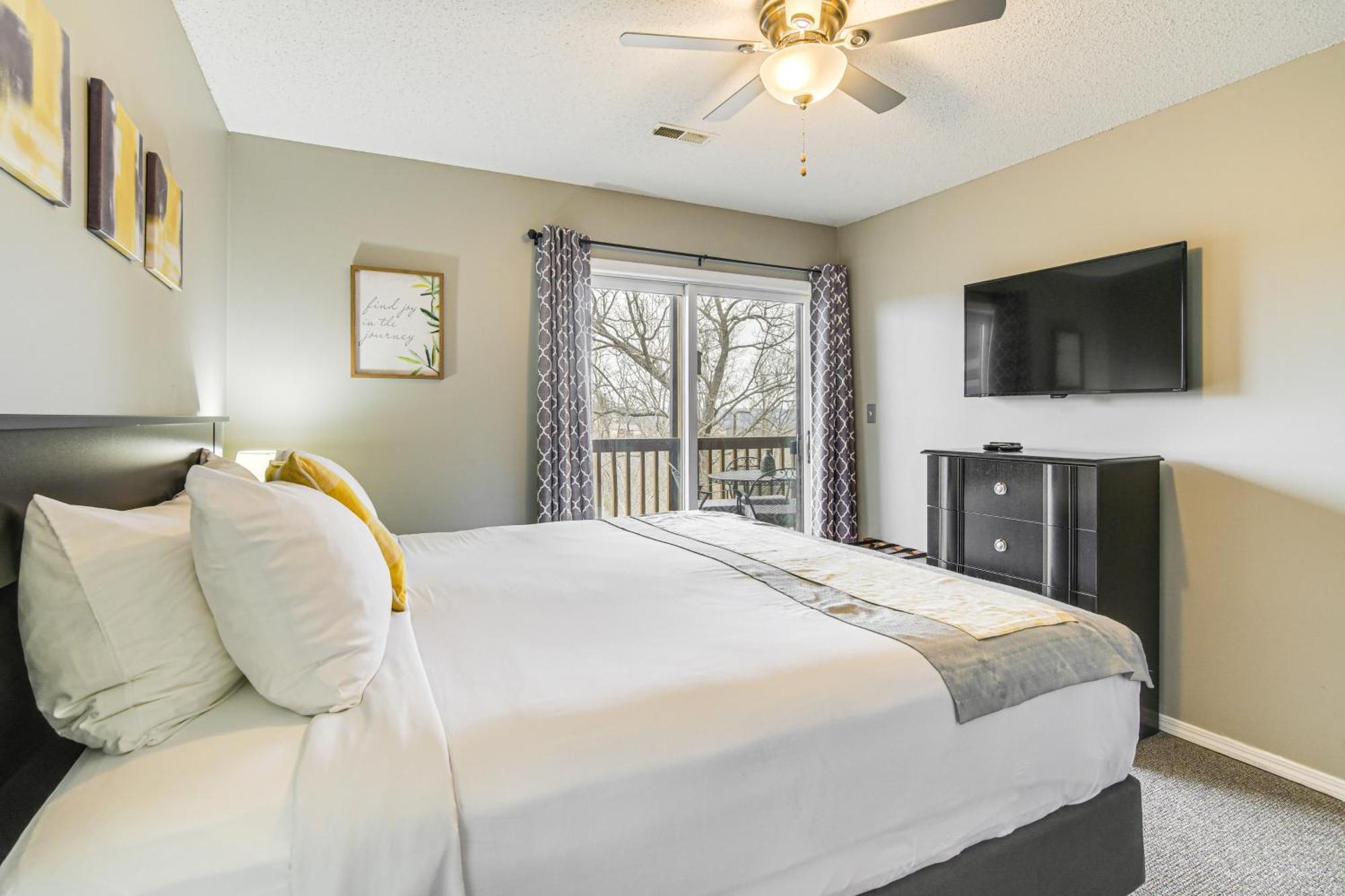 Inviting Branson West Condo With Pool Access Esterno foto