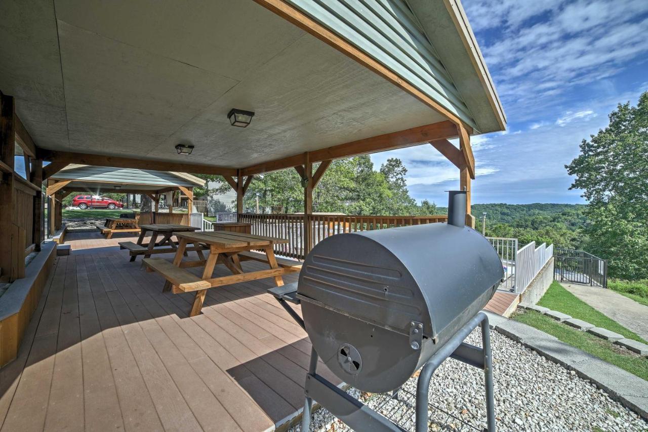 Inviting Branson West Condo With Pool Access Esterno foto