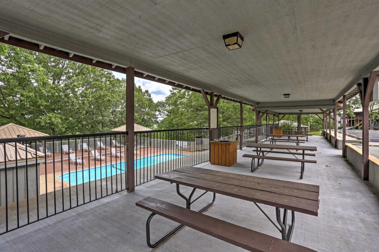 Inviting Branson West Condo With Pool Access Esterno foto